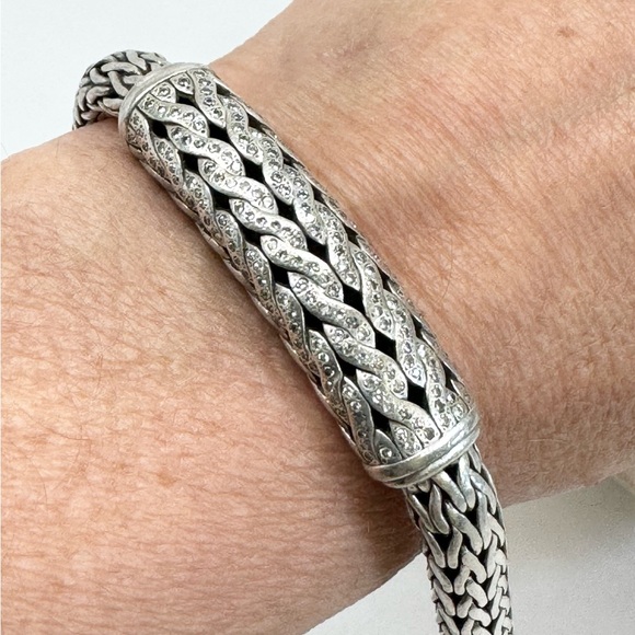 John Hardy Diamond Station 8mm Classic Chain Bracelet .925/18K Gold - Picture 12 of 12